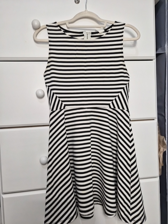 Dresses & Skirts - Black & White Striped Girls' Sleeveless Fit-and-Flare Dress